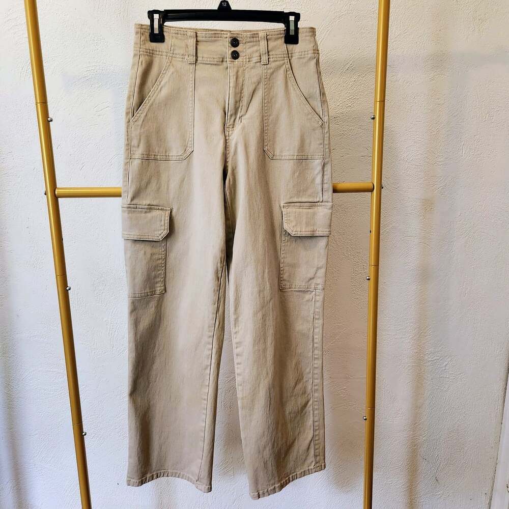 REgeneration by Celebrity Pink Cargo Pants Size 9/29 Tan Relaxed